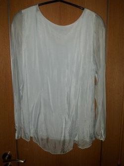 Camisa de seda y lentejuelas azul claro