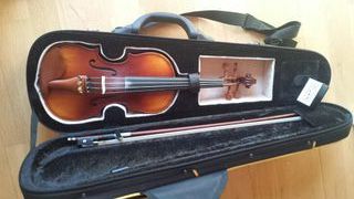 Violín 3\\/4 Oqan OV 150 + Estuche de segunda mano por 135 EUR en Madrid en  WALLAPOP
