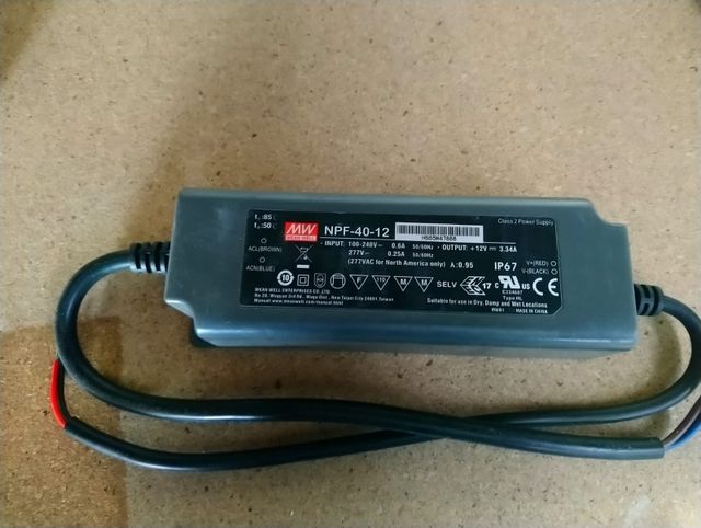 fuente de alimentación mean well 40w/12v