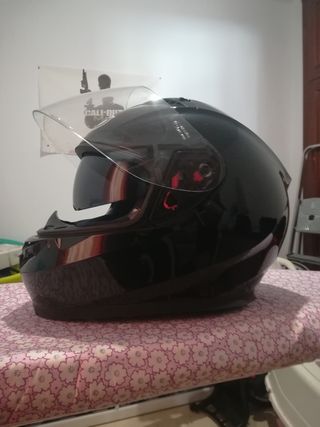 Casco moto de segunda mano por 55 € en Cádiz en WALLAPOP Casco moto de segunda mano por 55 € en Cádiz en WALLAPOP