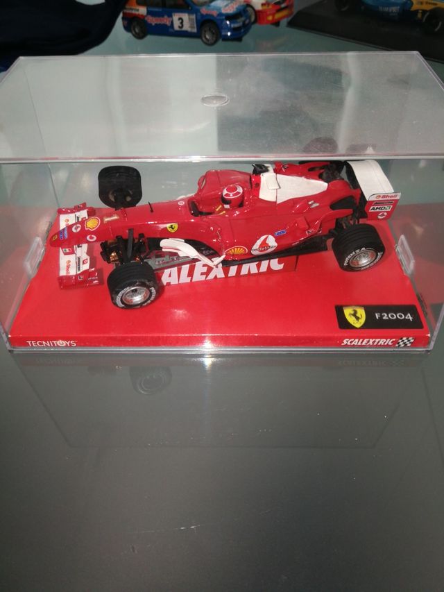 coche scalextric Ferrari 2004