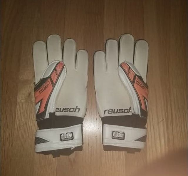 GUANTES DE PORTERO DE FÚTBOL