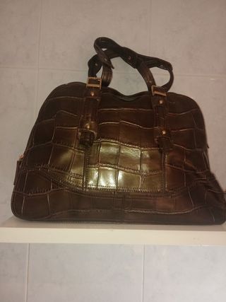 Bolso grande para mujer punto Roma. de segunda mano por 29 EUR en Mutxamel  en WALLAPOP