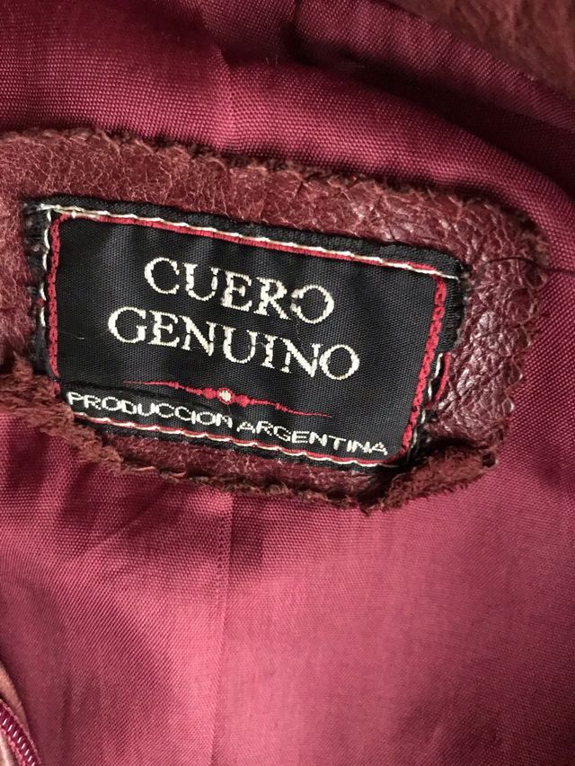 Cazadora de cuero granate