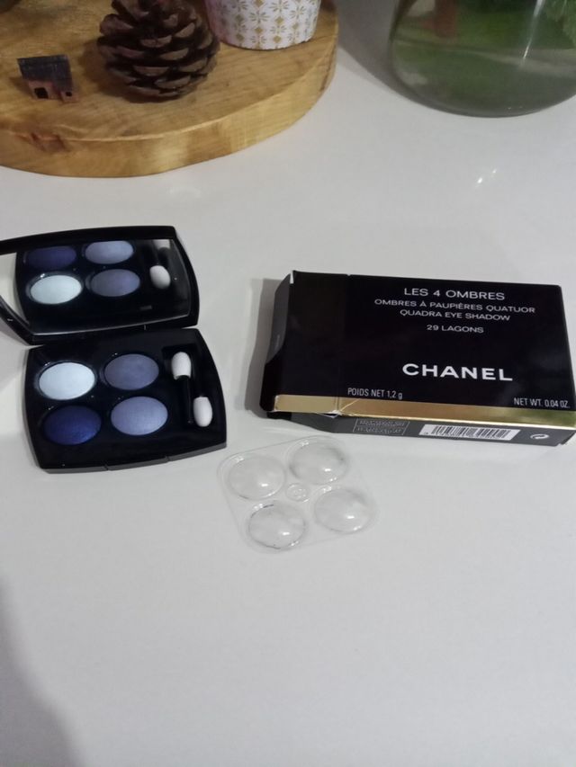 caja 5 barras de labios de Chanel