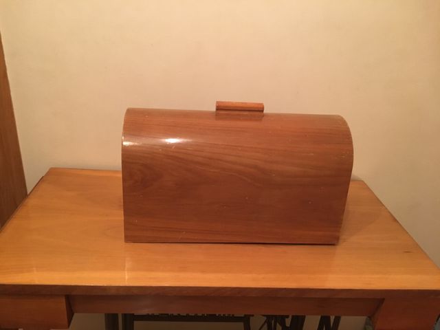 Máquina de coser antigua 