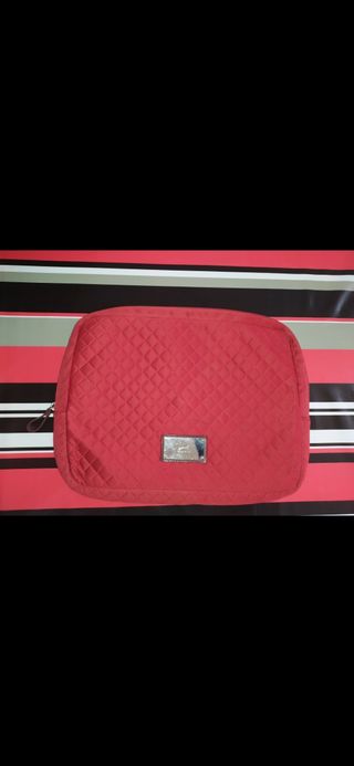 Funda portátil Bimba y Lola de segunda mano por 10 EUR en Marín en WALLAPOP