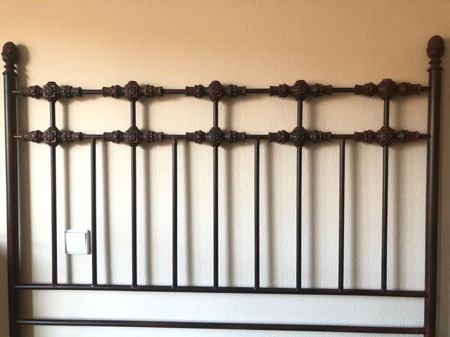 Cabecero de hierro forjado