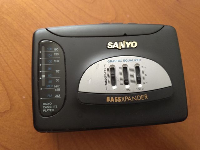 Walkman Sanyo Bassxpander MGR-725