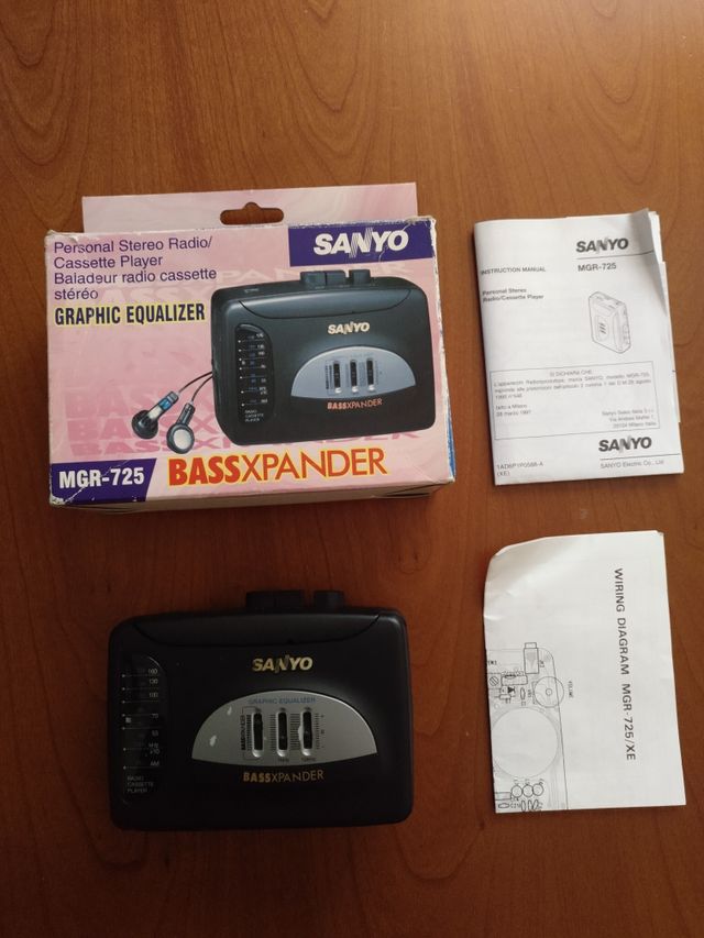Walkman Sanyo Bassxpander MGR-725
