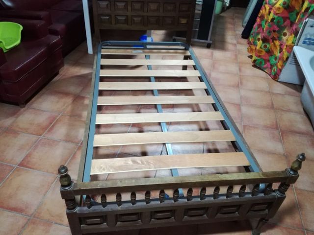 Cama madera castellana