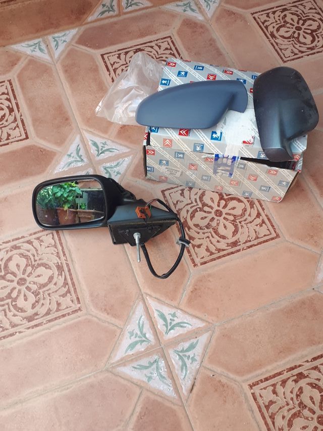 retrovisor eléctrico peugeot 407 año 2007