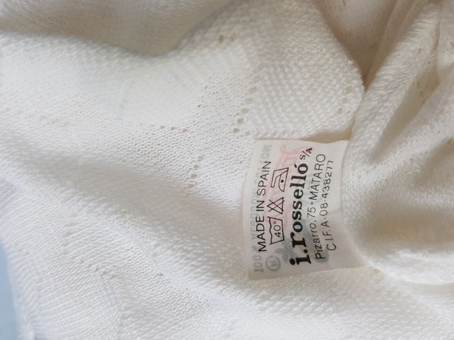 Antigua caja de camisetas de niñas 