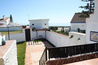 Casa adosada en venta en Zona Norte en Estepona