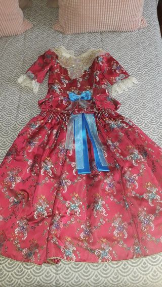 Traje Fallera Niña 2-4 años. de segunda mano por 250 EUR en Saladar en  WALLAPOP
