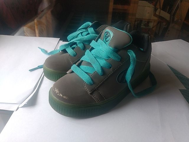 zapatillas niños con ruedas del 32