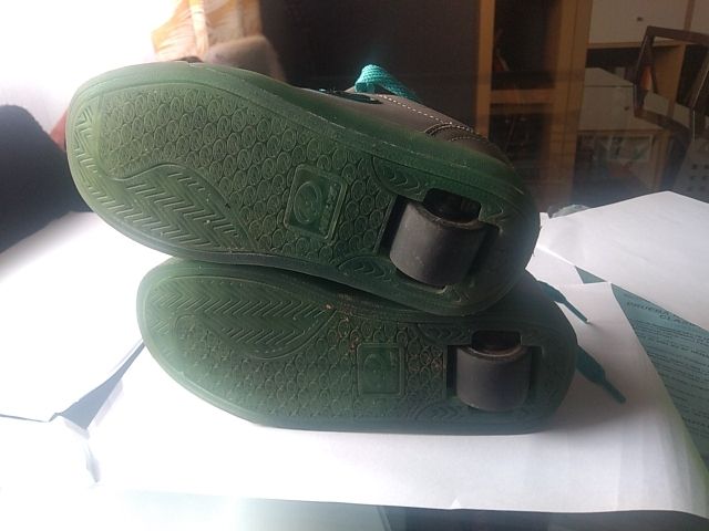 zapatillas niños con ruedas del 32