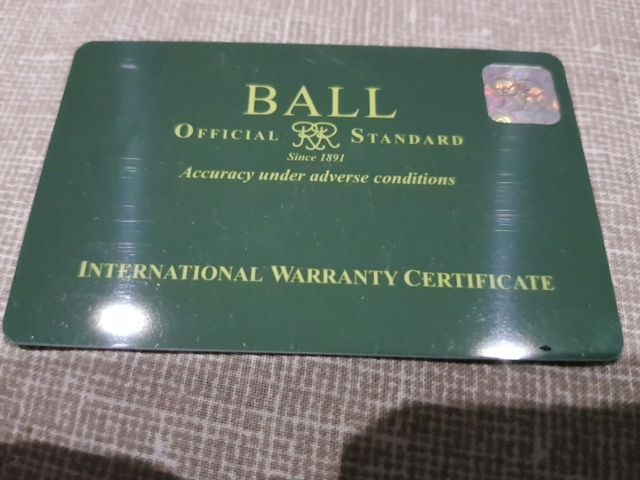 Reloj Ball Engineer II GMT diver.