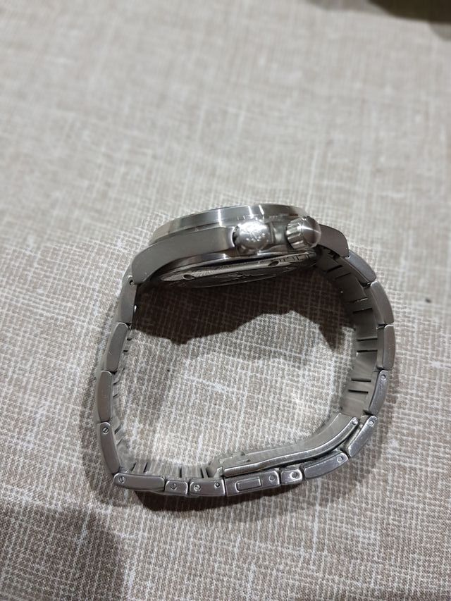 Reloj Ball Engineer II GMT diver.