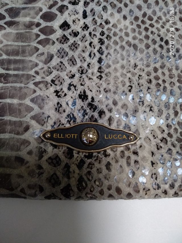 Porta tablet piel serpiente