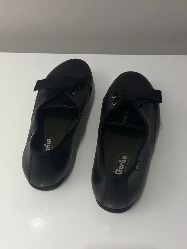 Zapatos Nuevos. A estrenar.