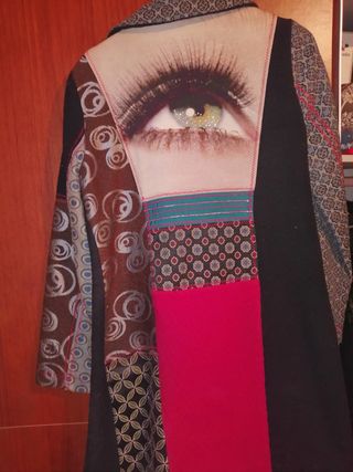 Abrigo Desigual de segunda mano en la provincia de Ourense Abrigo Desigual de segunda mano en Ourense en WALLAPOP
