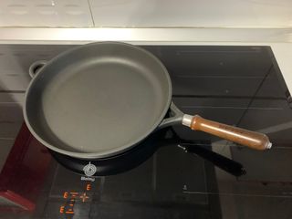 Sartén de segunda mano en la provincia de Zaragoza en WALLAPOP Crafond inducción 28 cm, 2 mango de profundidad cacerola con
