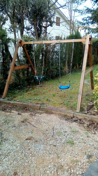 Columpio madera de segunda mano en WALLAPOP