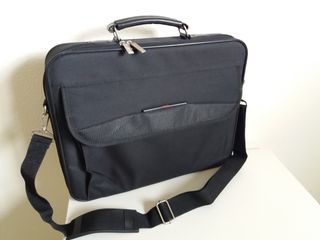 Toshiba Maletín B214 13\
