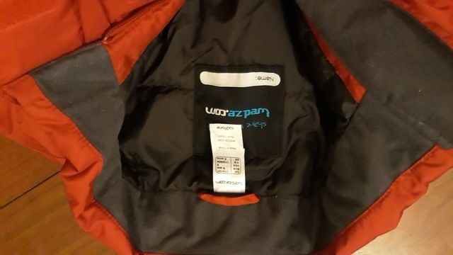 Buzo de nieve y guantes de nieve