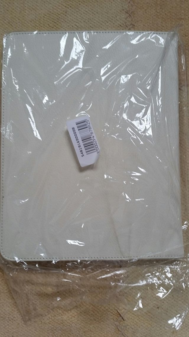 I-pad o tablet - funda NUEVO a estrenar !!