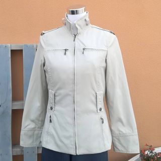 Chaqueta de Zara de segunda mano por 7 € en El Algar en WALLAPOP Chaqueta de Zara de segunda mano por 7 € en El Algar en WALLAPOP