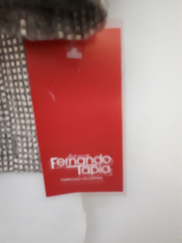 Camiseta dorada Fernando Tapia