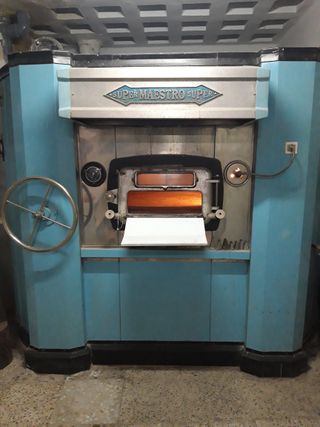 Horno de leña giratorio SuperMaestro de segunda mano por 600 EUR en  Velez-Rubio en WALLAPOP