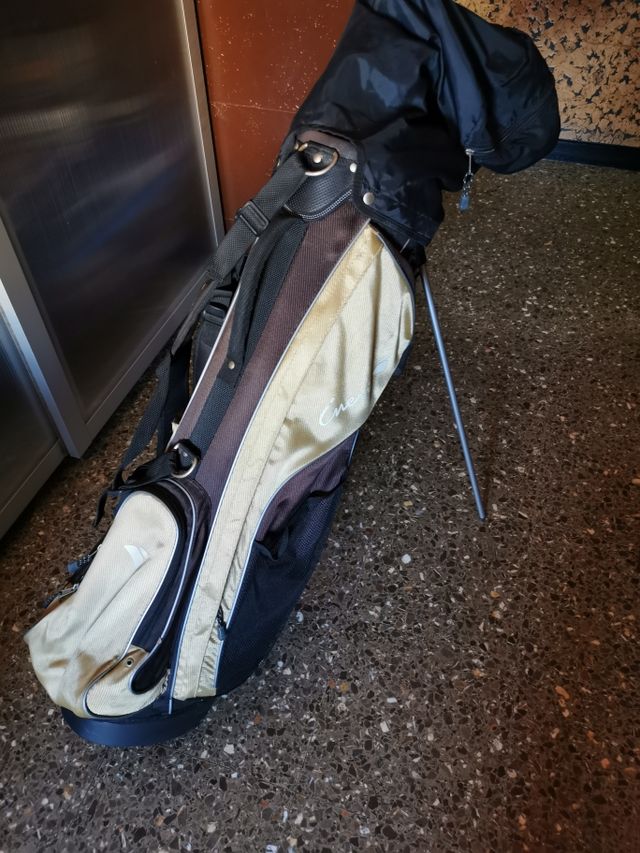 Bolsa con palos de golf Inesis