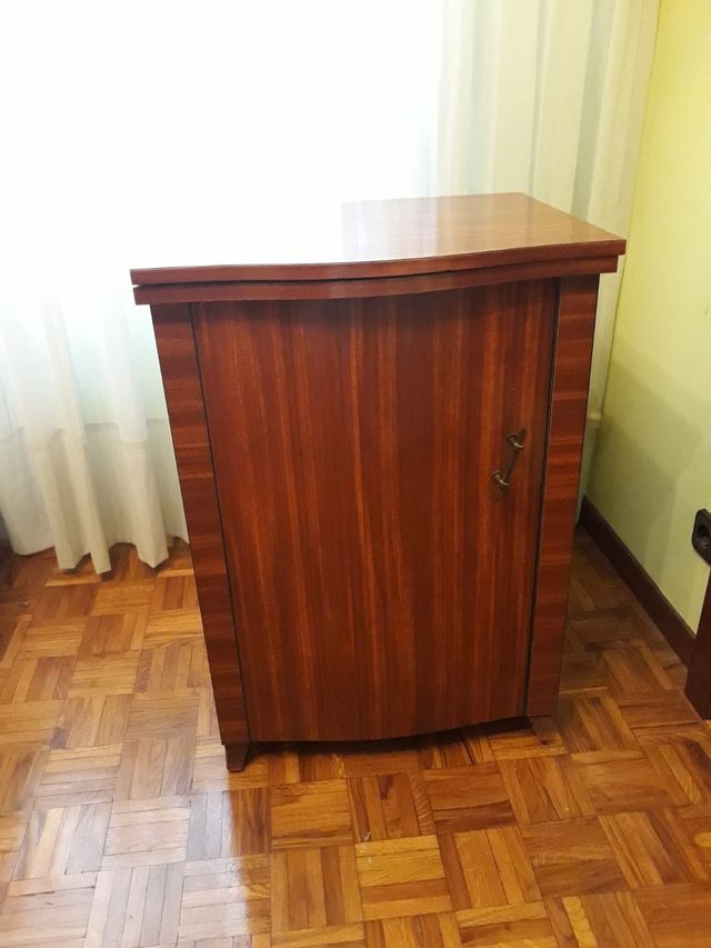 Máquina de coser Refrey