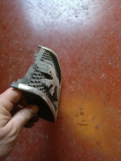 Anagrama delantera Peugeot Patner.