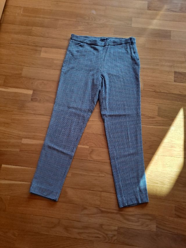 Pantalón Stradivarius