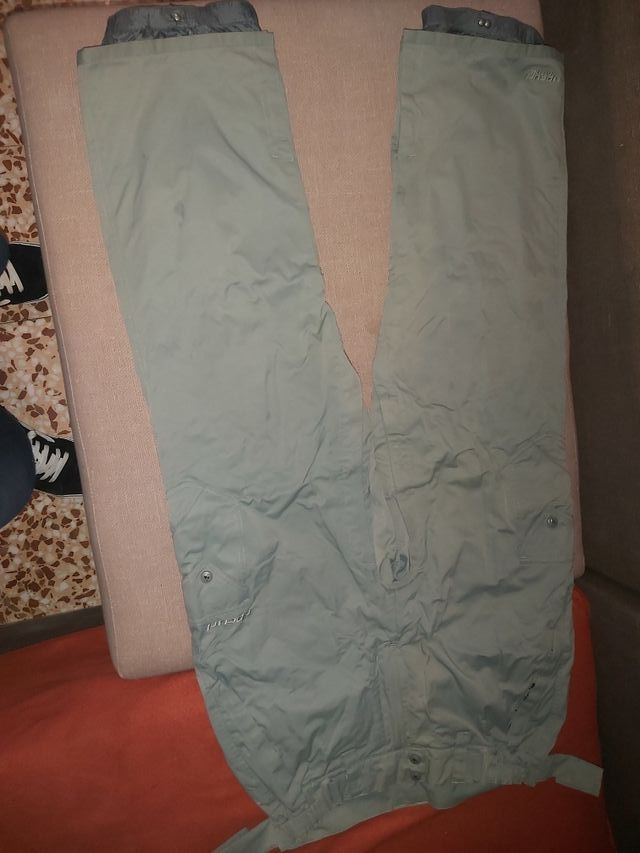 2 pantalónes para la nieve