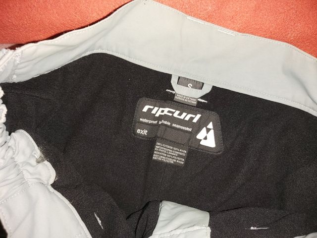 2 pantalónes para la nieve