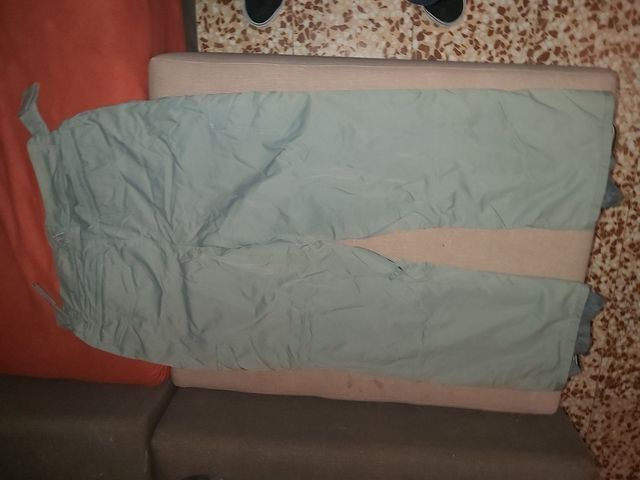 2 pantalónes para la nieve