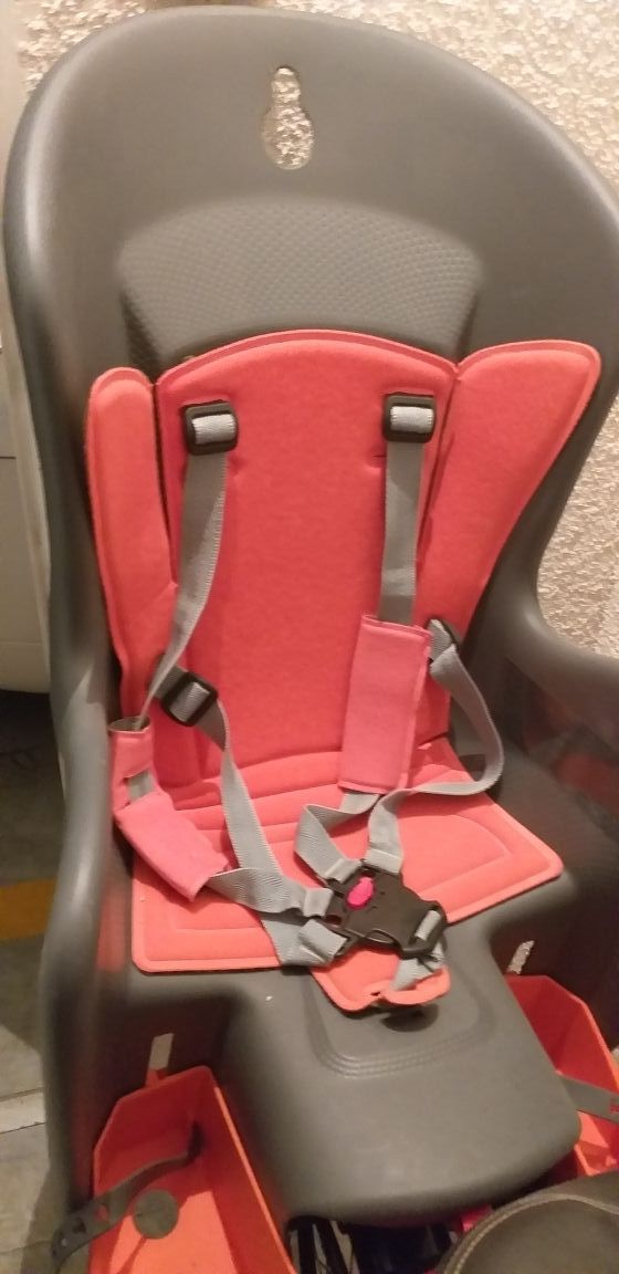 silla portabebes,muy poco usada