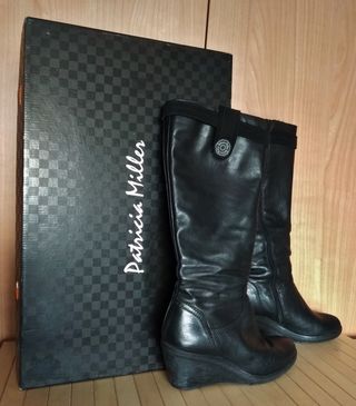Botas mujer Patricia Miller de segunda mano por 30 EUR en Córdoba en  WALLAPOP
