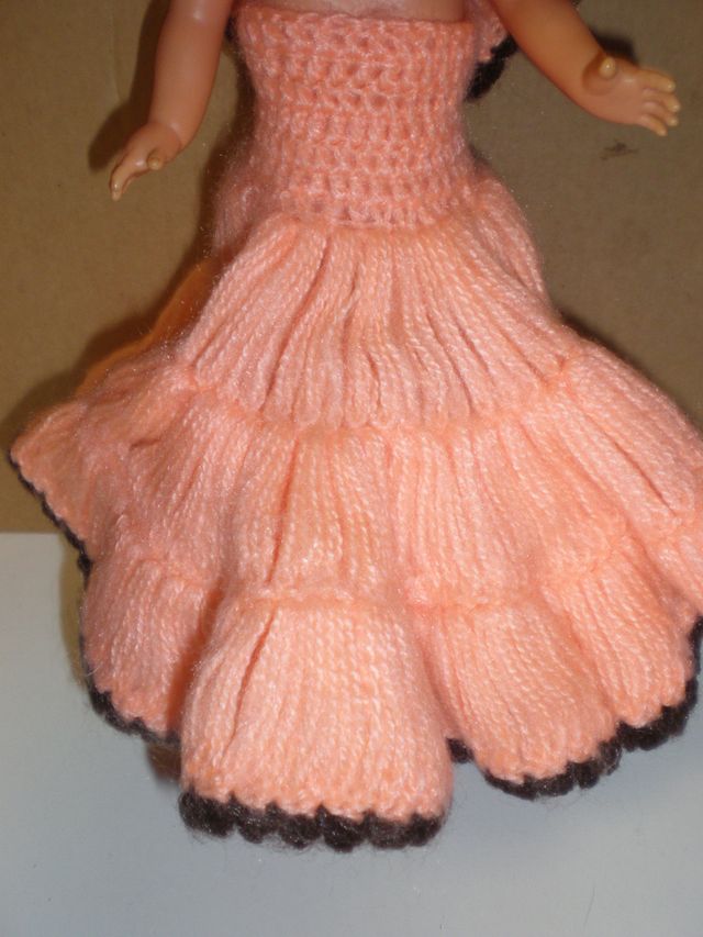 VESTIDO HECHO A MANO PARA LESLY