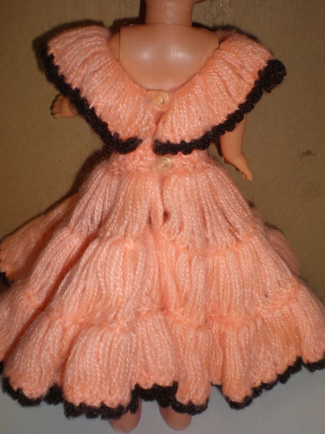 VESTIDO HECHO A MANO PARA LESLY