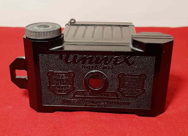 445-CAámara UNIVEX de baquelita, miniatura