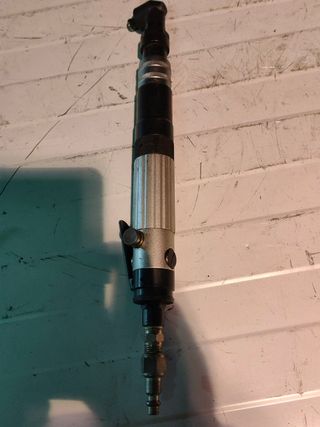 Atornillador neumatico