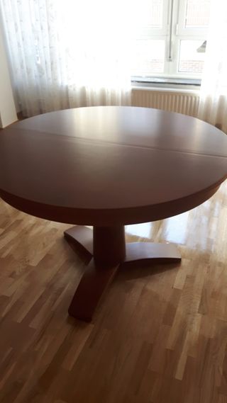 Mesa comedor redonda de segunda mano en Vitoria Gasteiz en Mesa comedor redonda de segunda mano en Vitoria Gasteiz en