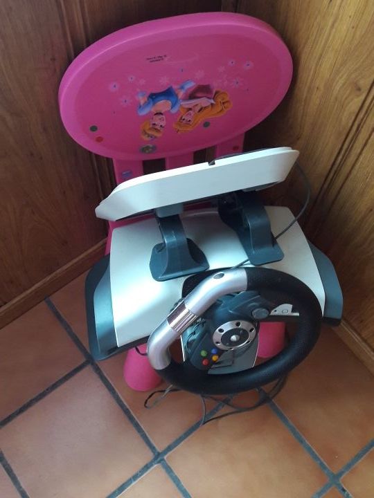 vendo volante con pedales xbox360