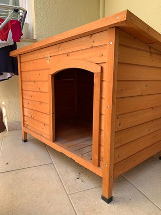 Caseta para perro de segunda mano en Madrid en WALLAPOP